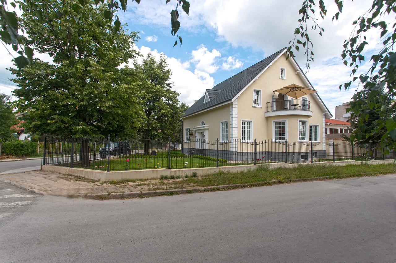 Green Hill Guest House Berkovitsa Exterior photo